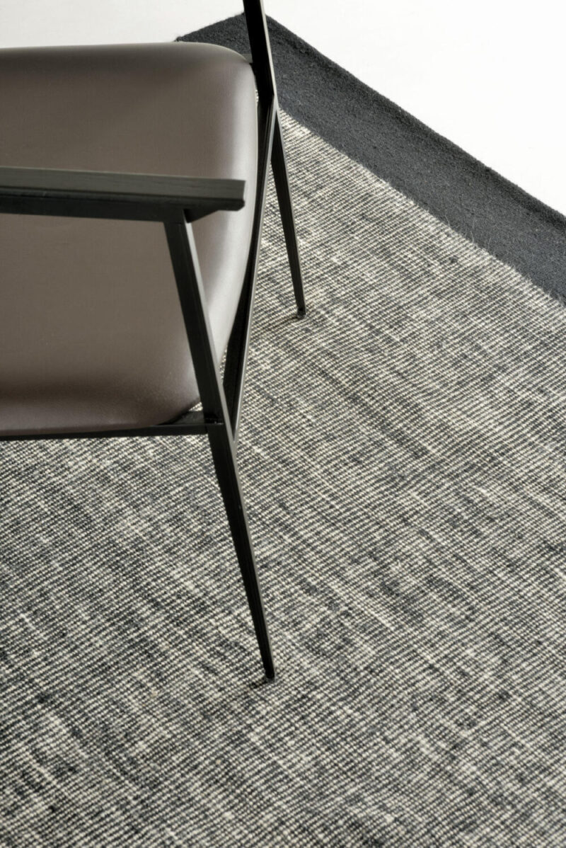 Black Dots kilim rug - Image 3
